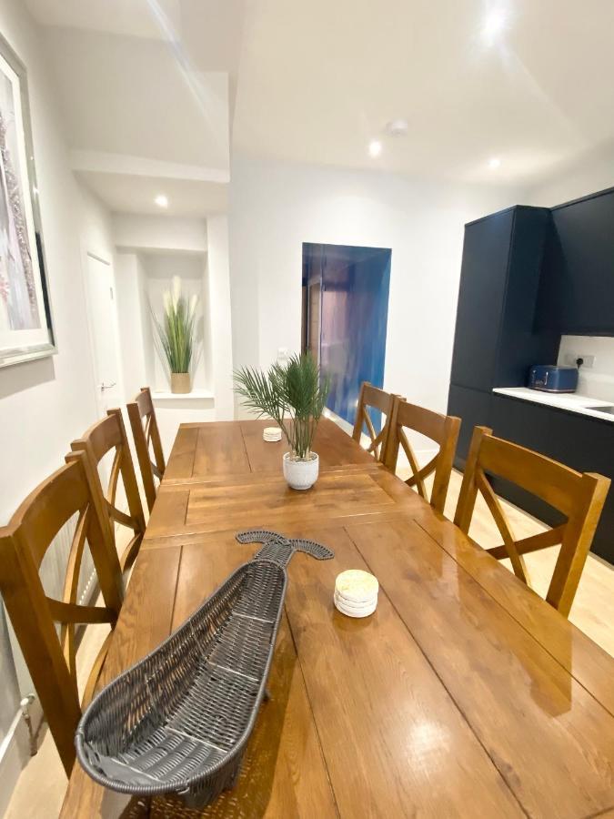 Coastline Retreats - Cloud9: Luxury Garden Flat with Modern Amenities Apartment Bournemouth Exterior photo