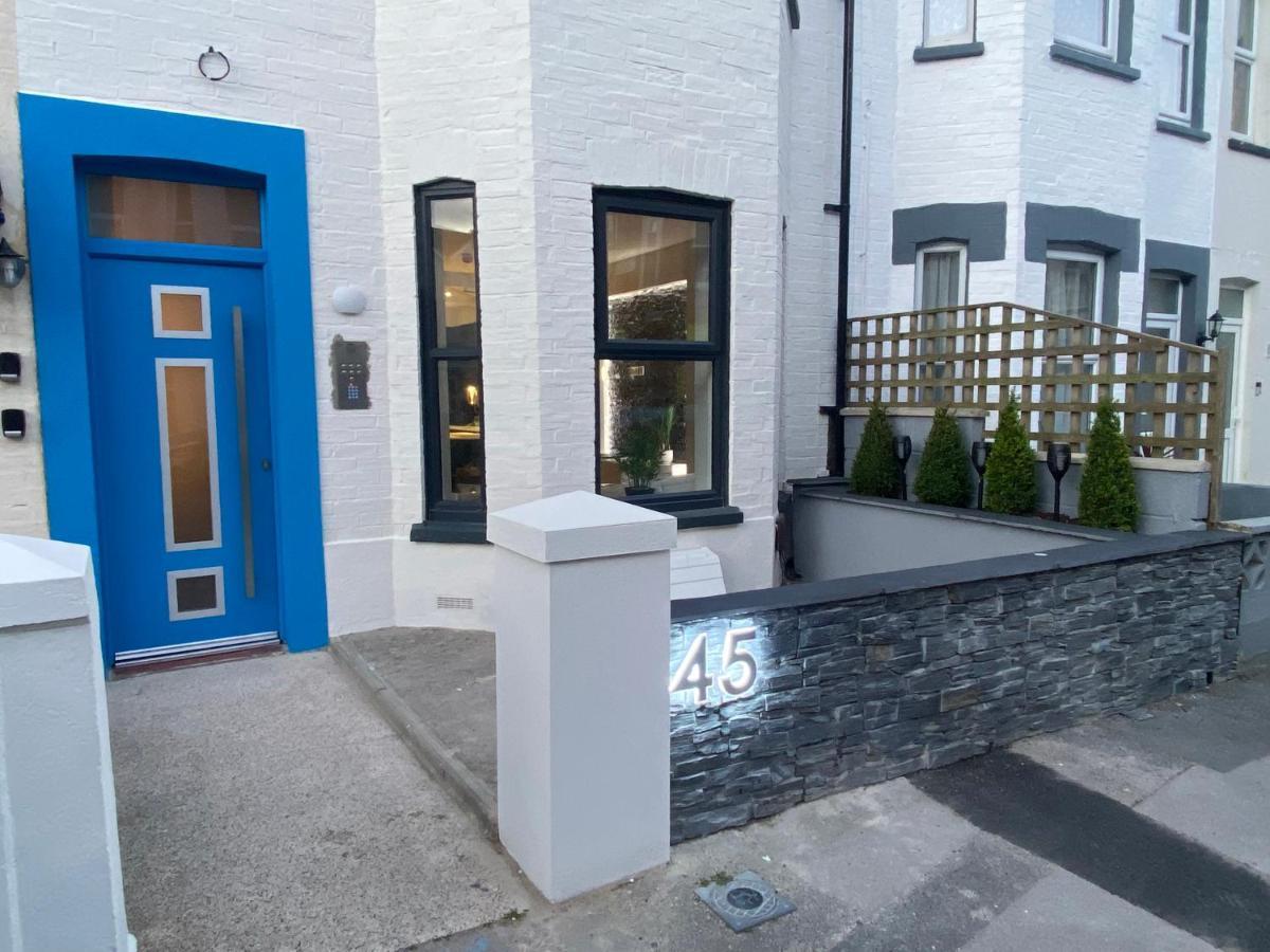 Coastline Retreats - Cloud9: Luxury Garden Flat with Modern Amenities Apartment Bournemouth Exterior photo