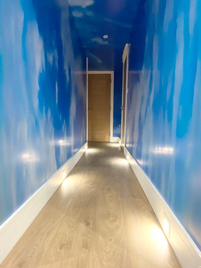 Coastline Retreats - Cloud9: Luxury Garden Flat with Modern Amenities Apartment Bournemouth Exterior photo